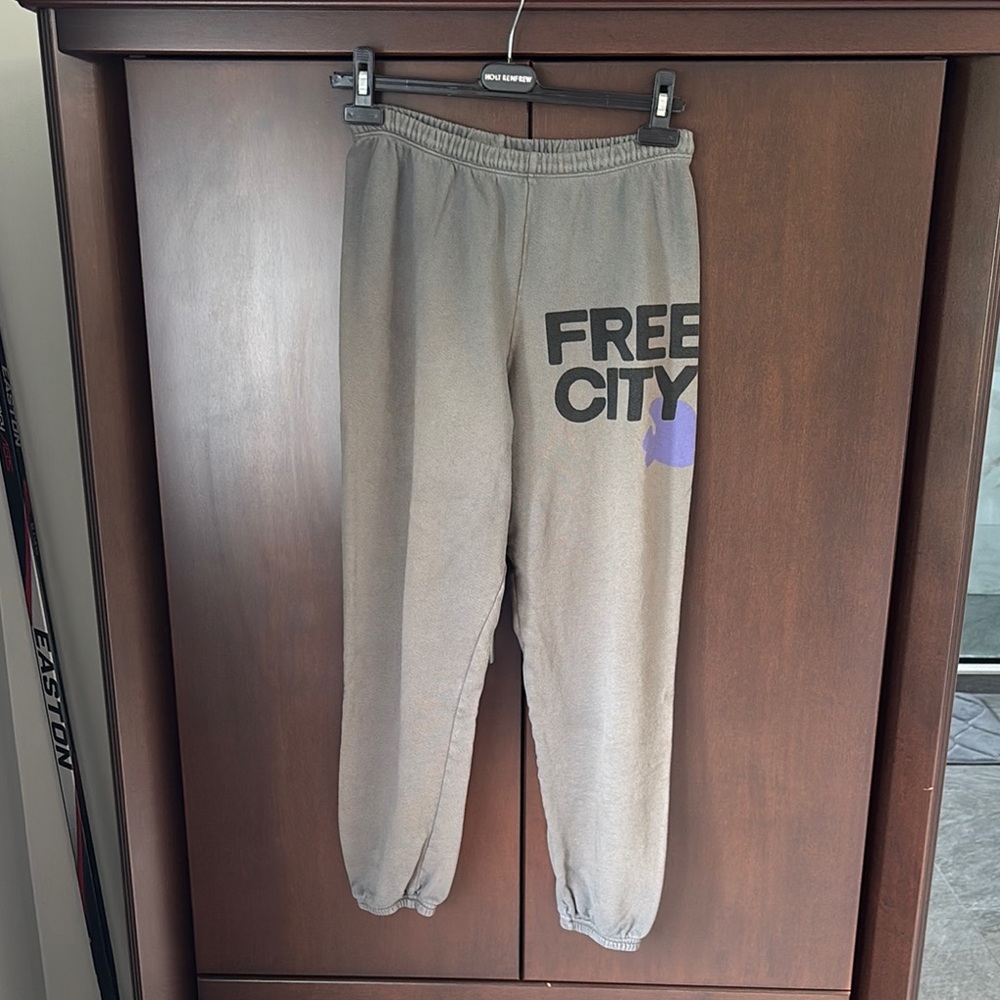 Free City 100% cotton large sweatpants. Size small.